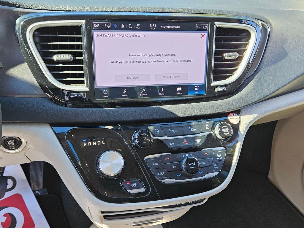 used 2023 Chrysler Pacifica car, priced at $23,220