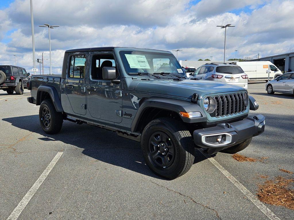new 2026 Jeep Gladiator car, priced at $40,941
