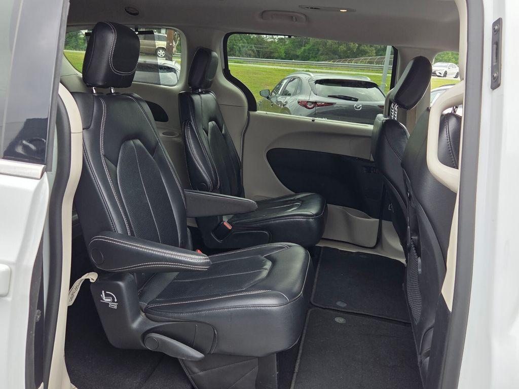 used 2022 Chrysler Pacifica car, priced at $18,164
