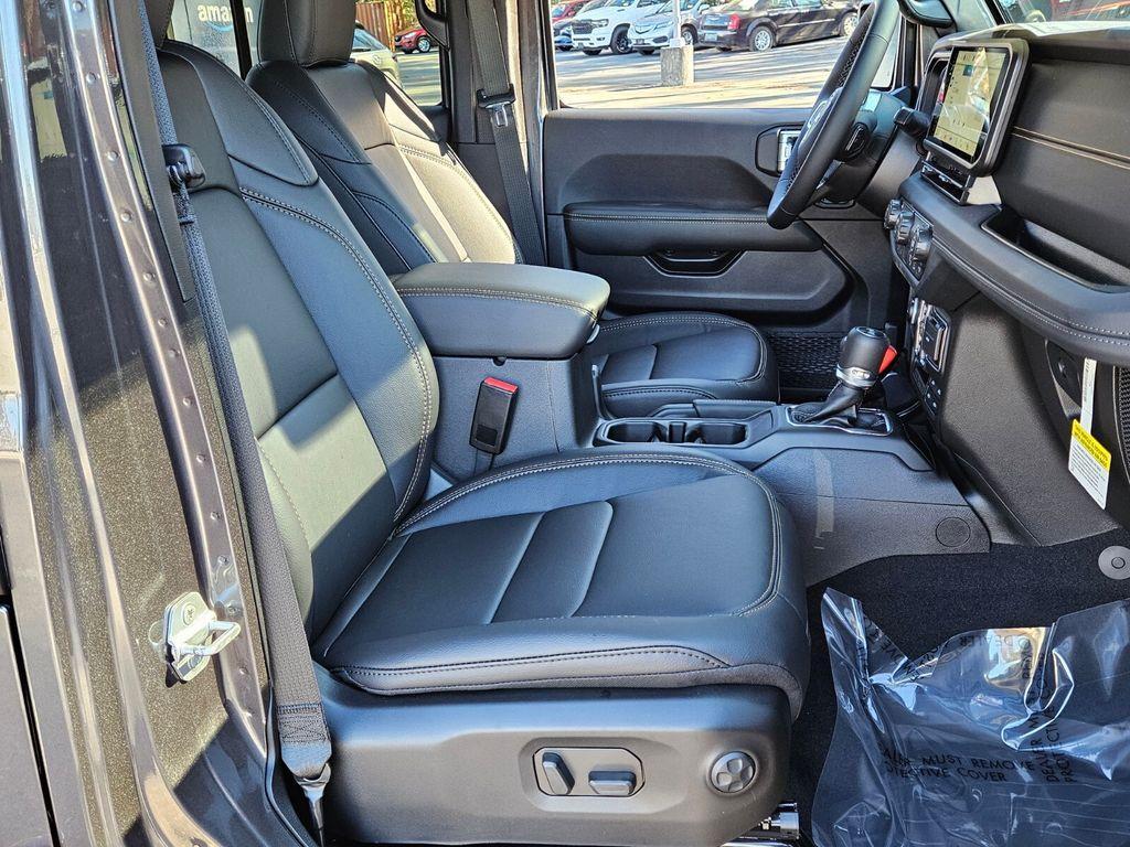 new 2026 Jeep Wrangler car, priced at $52,170