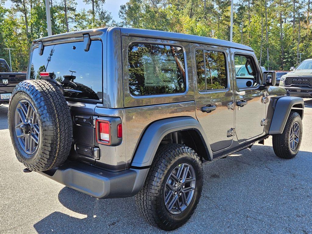 new 2026 Jeep Wrangler car, priced at $44,489