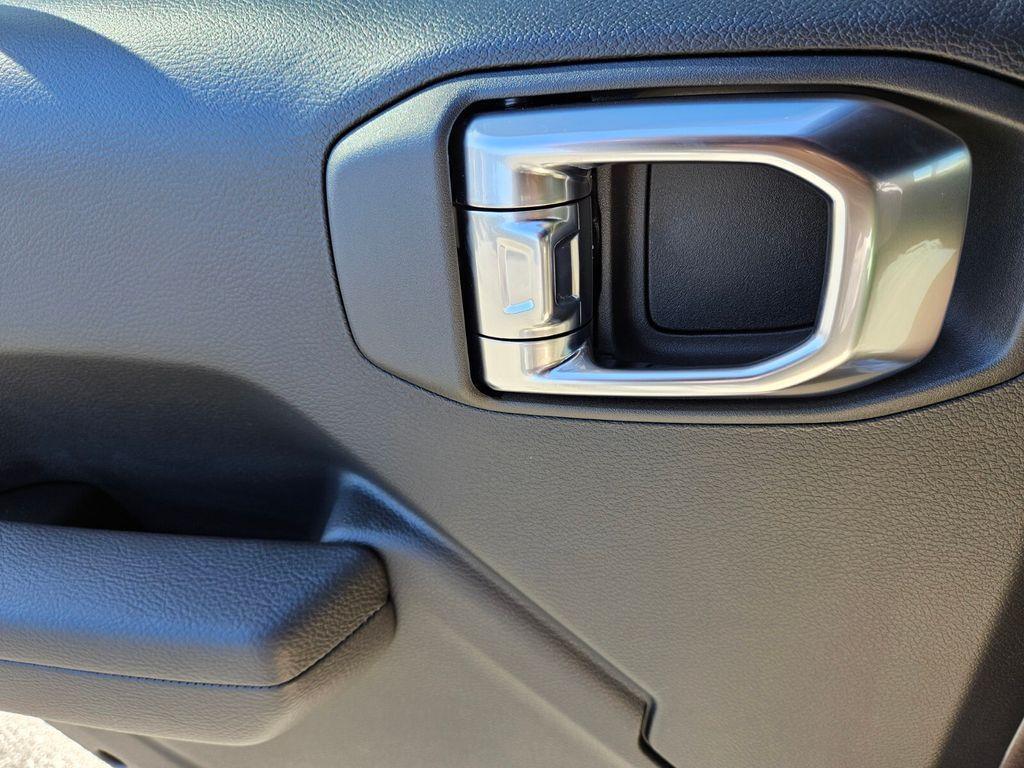 new 2026 Jeep Wrangler car, priced at $44,489