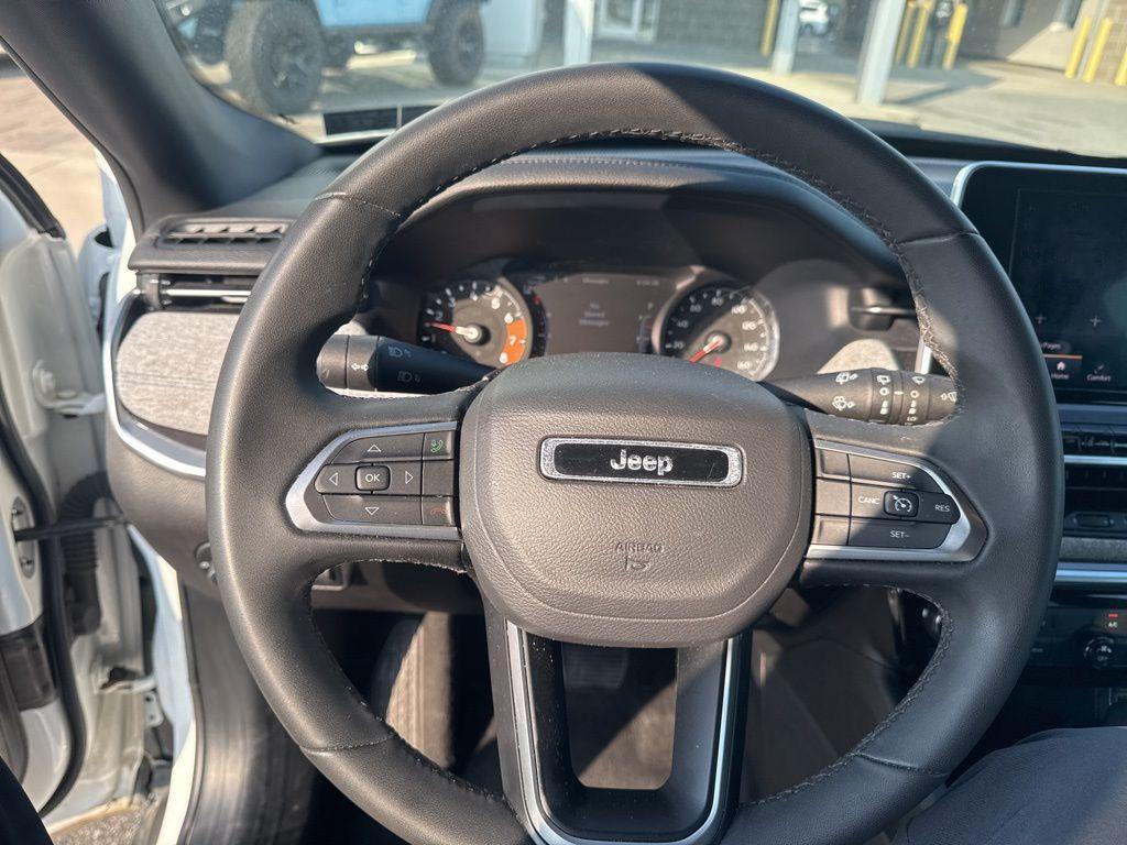 used 2025 Jeep Compass car, priced at $22,420
