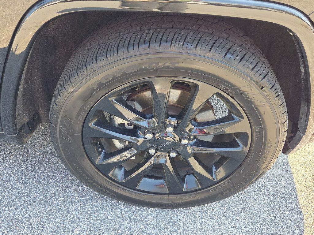 used 2021 Jeep Grand Cherokee car, priced at $22,620