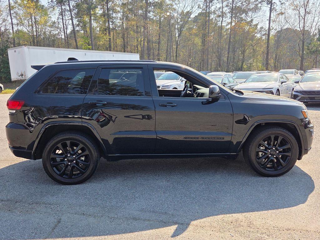 used 2021 Jeep Grand Cherokee car, priced at $22,620