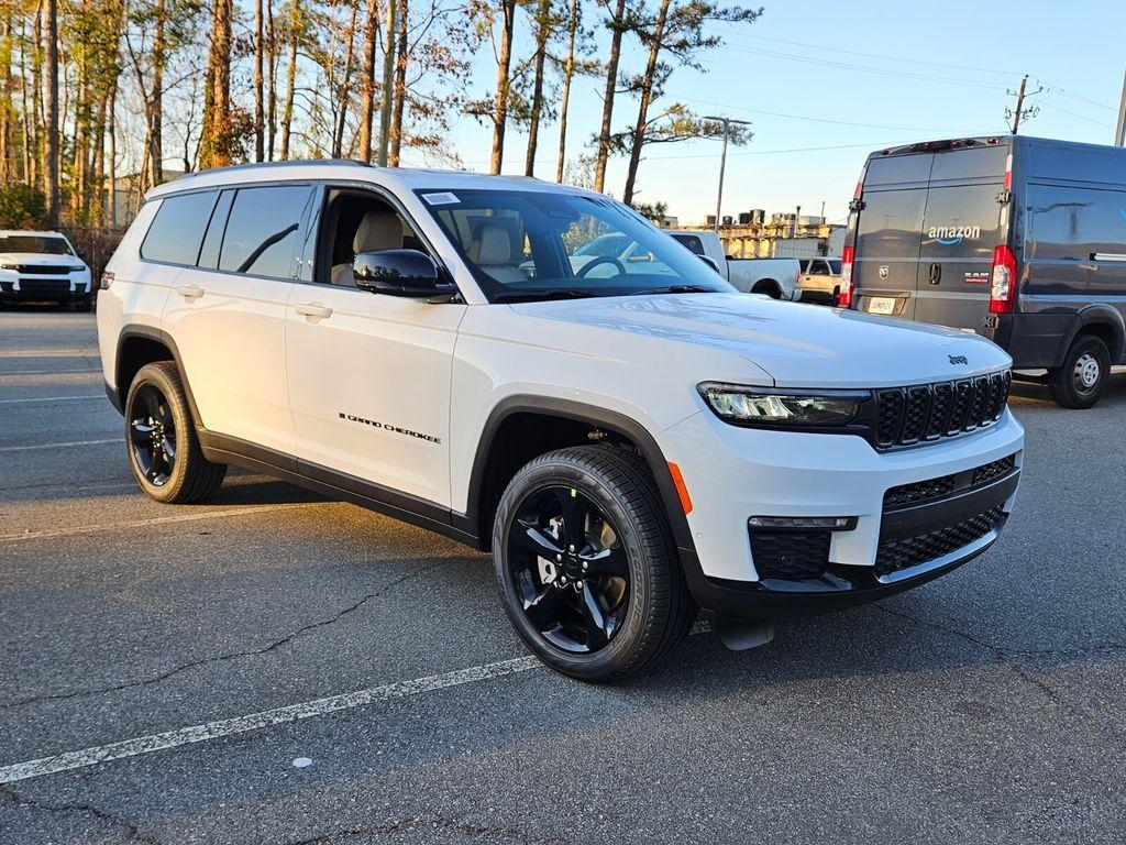 new 2025 Jeep Grand Cherokee L car, priced at $45,137
