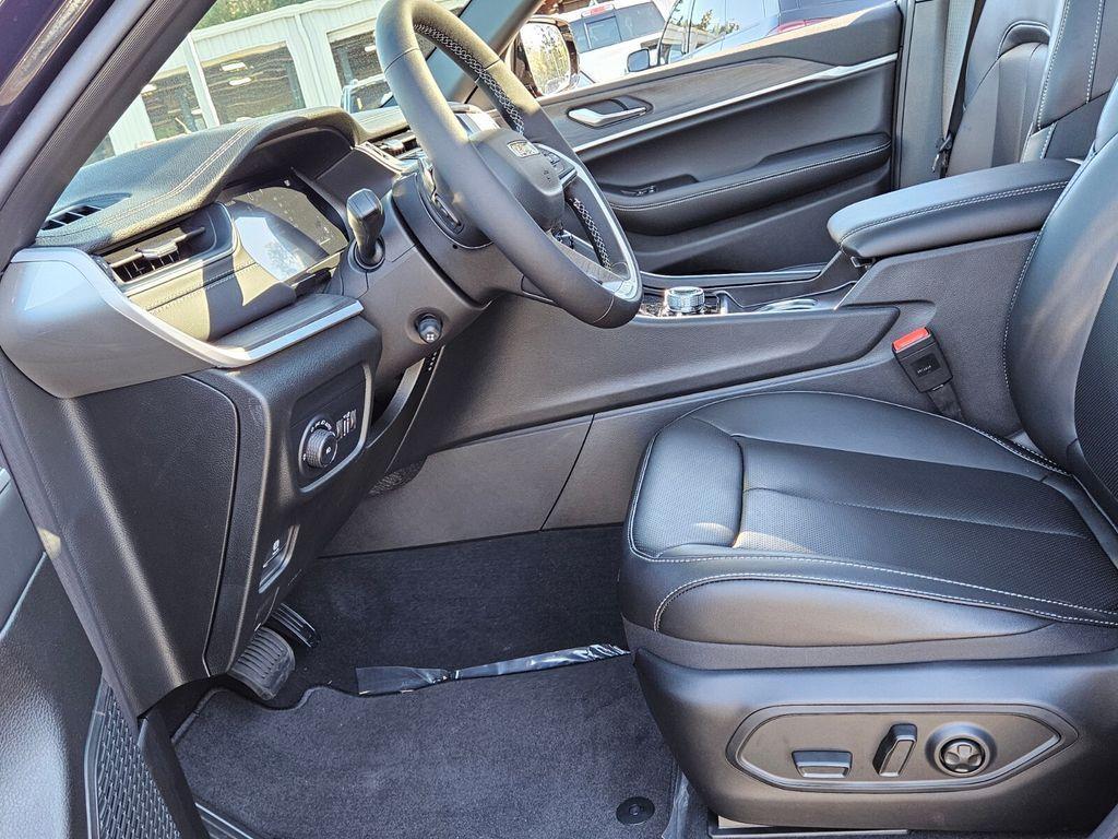 new 2025 Jeep Grand Cherokee L car, priced at $48,013