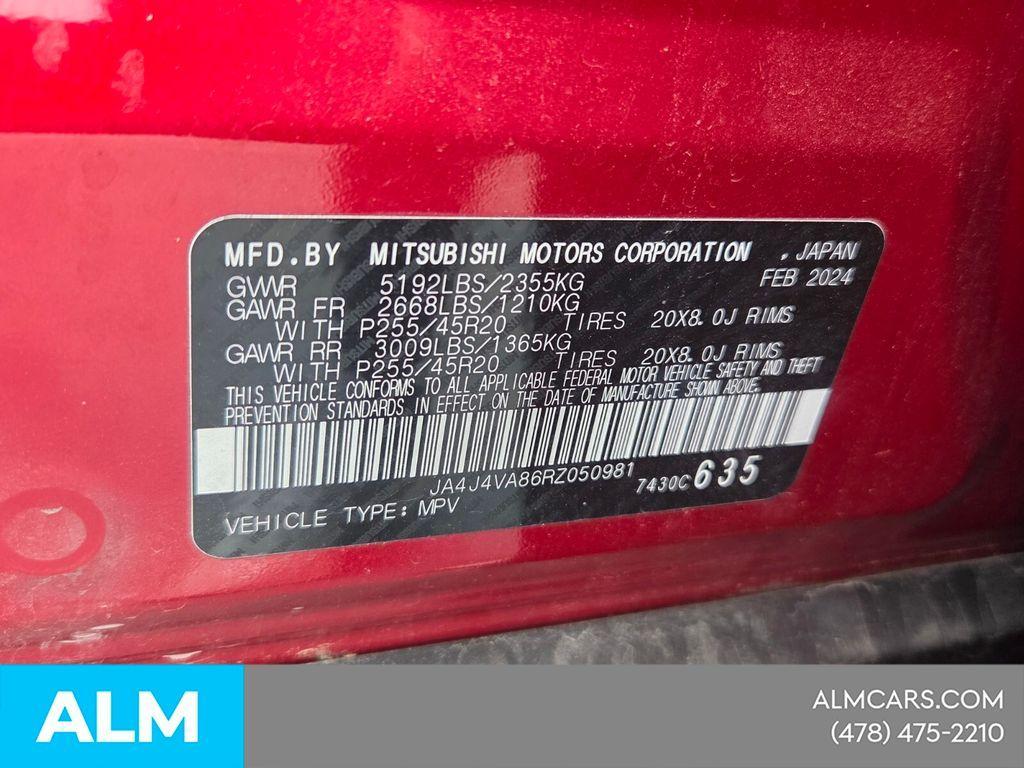 used 2024 Mitsubishi Outlander car, priced at $23,664