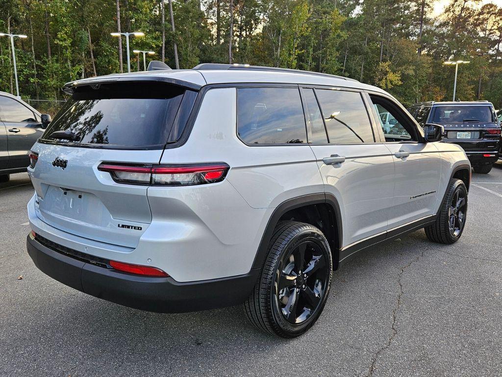new 2025 Jeep Grand Cherokee L car, priced at $48,324