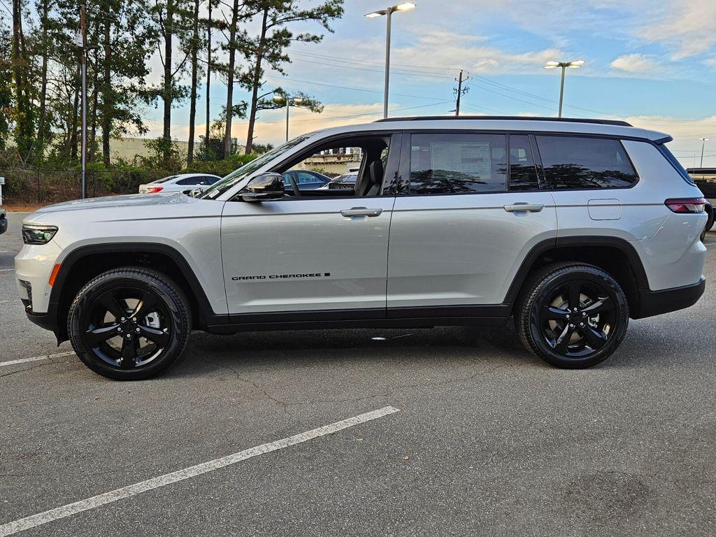 new 2025 Jeep Grand Cherokee L car, priced at $48,324