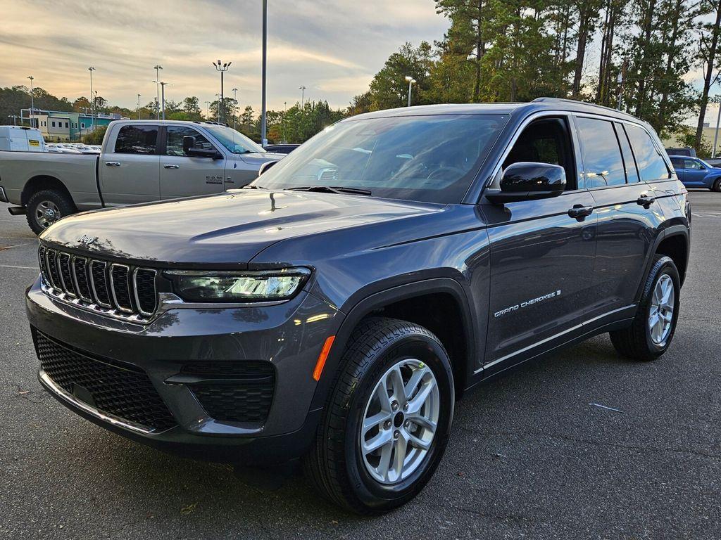 new 2025 Jeep Grand Cherokee car, priced at $35,259