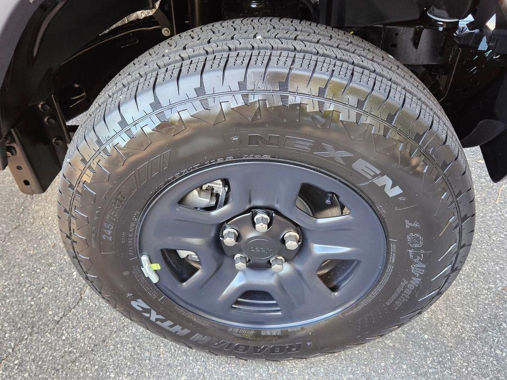 new 2026 Jeep Wrangler car, priced at $40,364