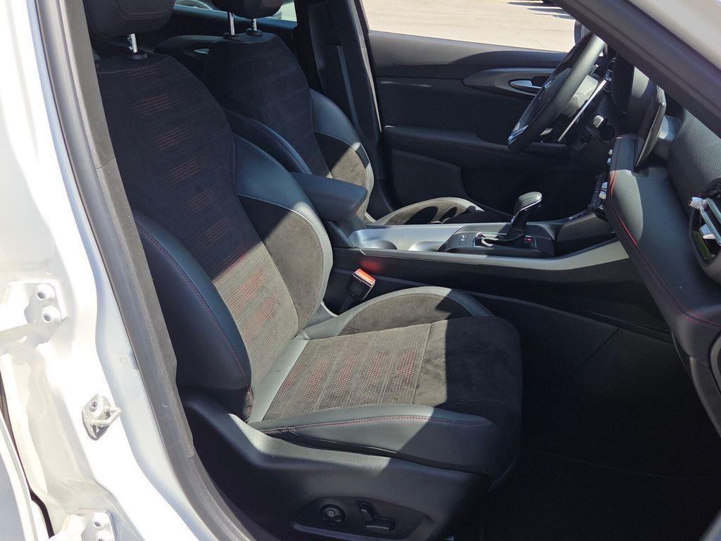 used 2025 Dodge Hornet car, priced at $25,664