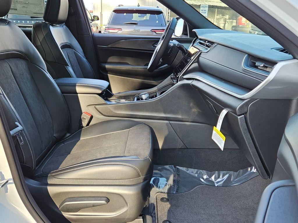 new 2025 Jeep Grand Cherokee L car, priced at $38,287