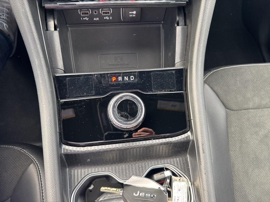 used 2025 Jeep Grand Cherokee L car, priced at $38,920