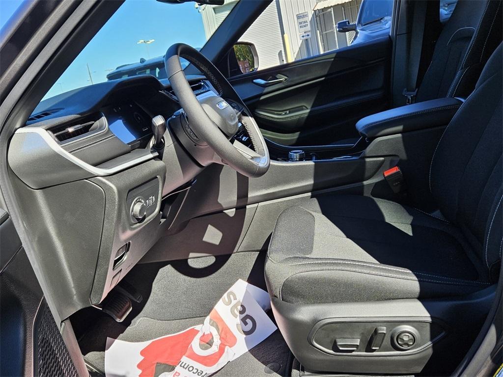 new 2025 Jeep Grand Cherokee L car, priced at $36,474