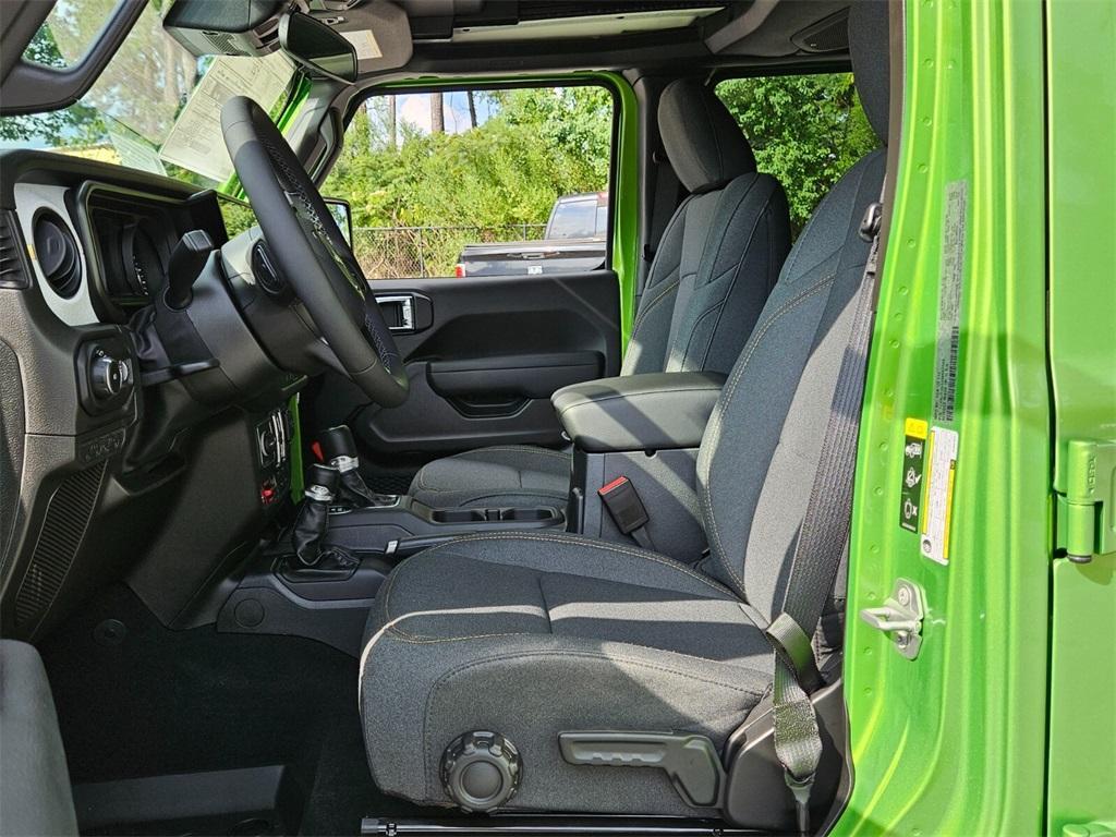 new 2025 Jeep Wrangler car, priced at $48,297