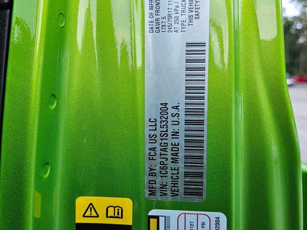 new 2025 Jeep Gladiator car, priced at $40,682