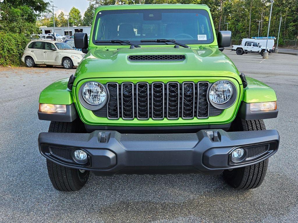 new 2025 Jeep Gladiator car, priced at $40,682