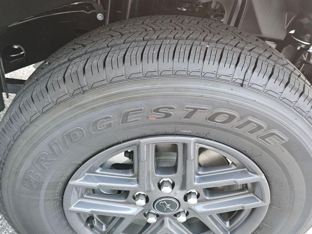 new 2025 Jeep Gladiator car, priced at $40,682