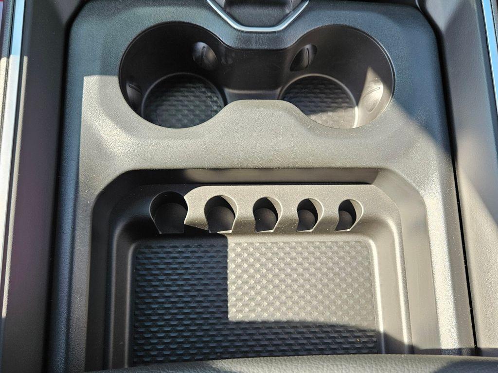 new 2025 Ram 1500 car, priced at $43,237