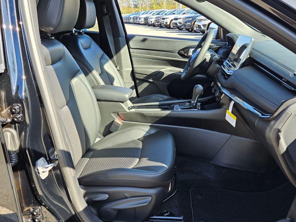 new 2026 Jeep Compass car, priced at $29,332