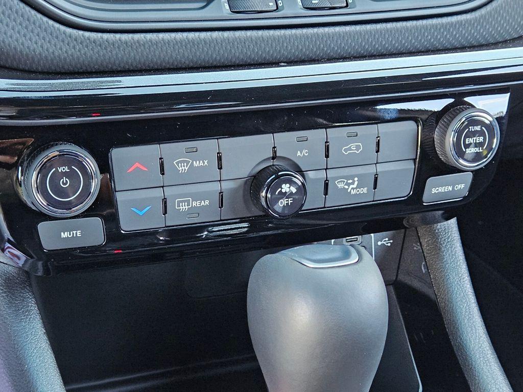 new 2026 Jeep Compass car, priced at $30,171