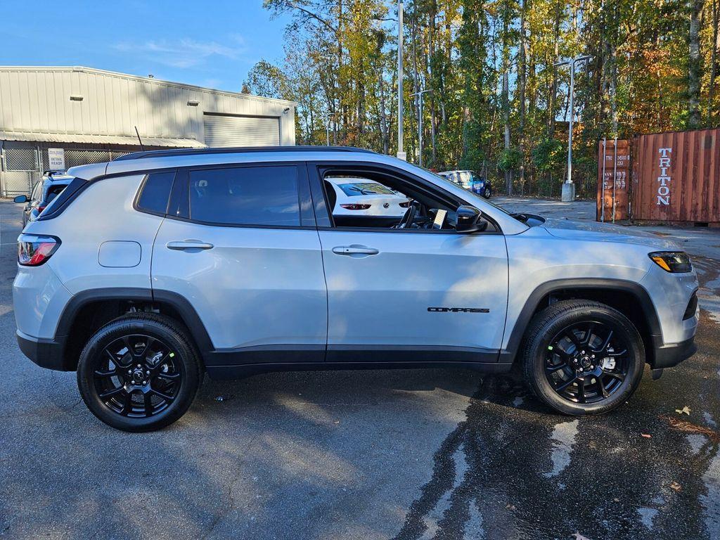 new 2026 Jeep Compass car, priced at $30,171