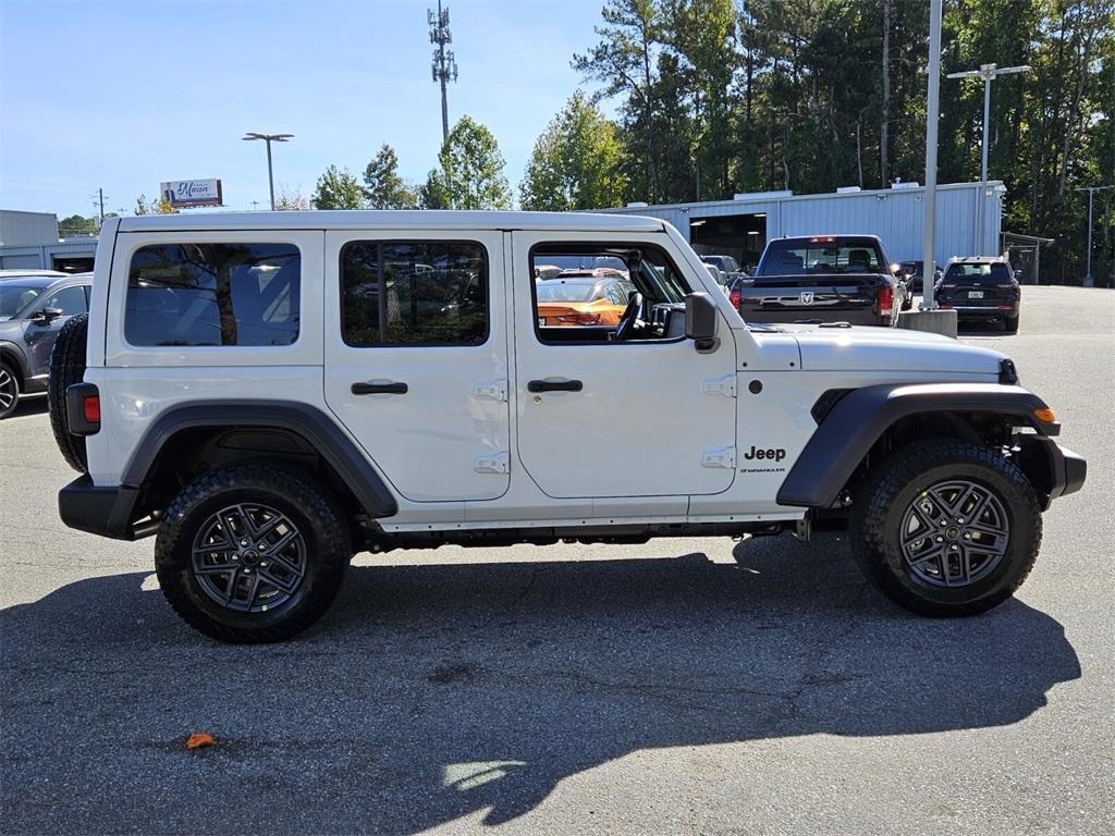 new 2026 Jeep Wrangler car, priced at $43,777