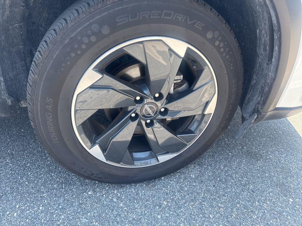 used 2025 Nissan Rogue car, priced at $22,164