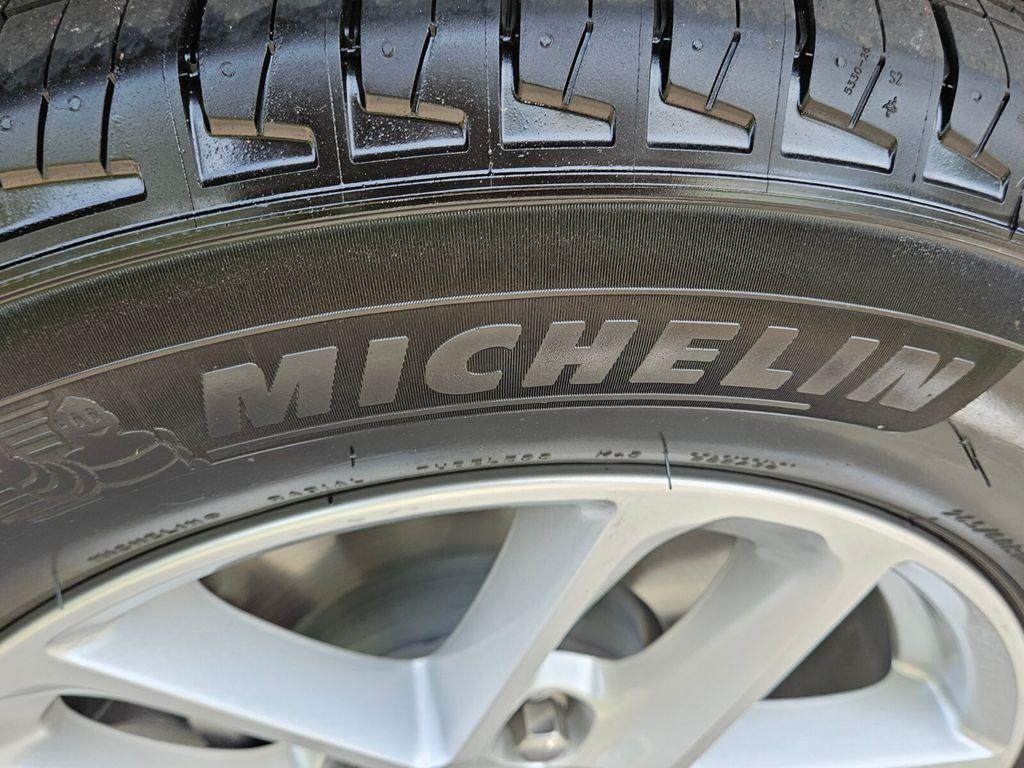 new 2025 Jeep Grand Cherokee car, priced at $34,737