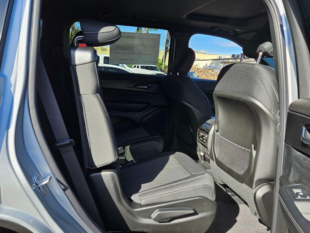 new 2025 Jeep Grand Cherokee L car, priced at $36,474