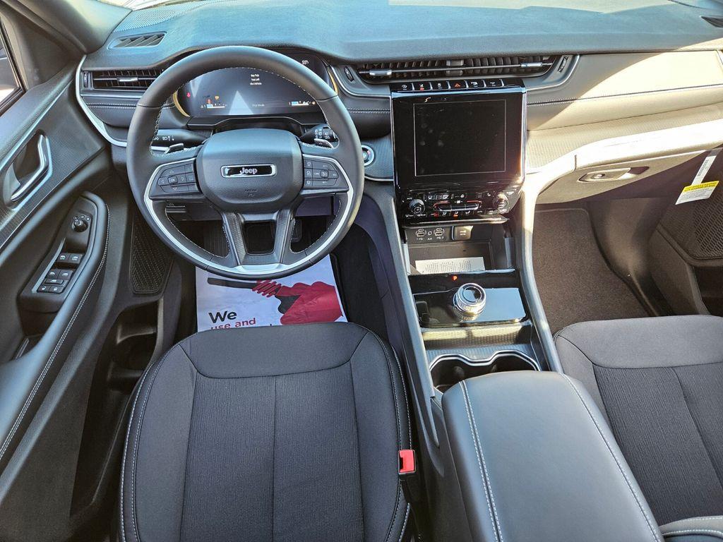 new 2025 Jeep Grand Cherokee L car, priced at $36,474