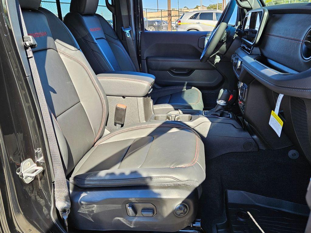 new 2026 Jeep Wrangler car, priced at $55,577