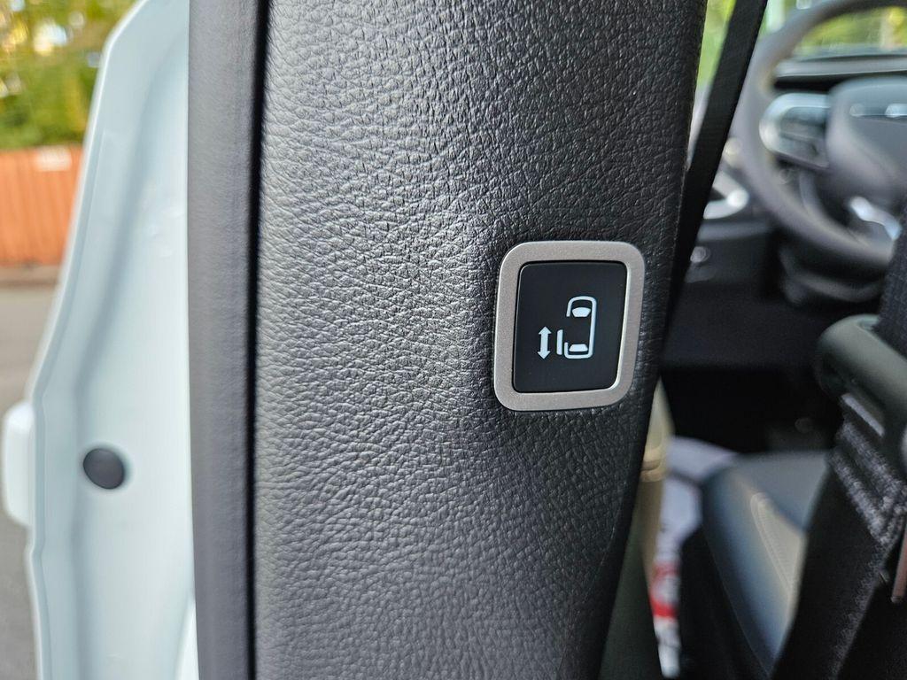 new 2026 Chrysler Pacifica car, priced at $40,988