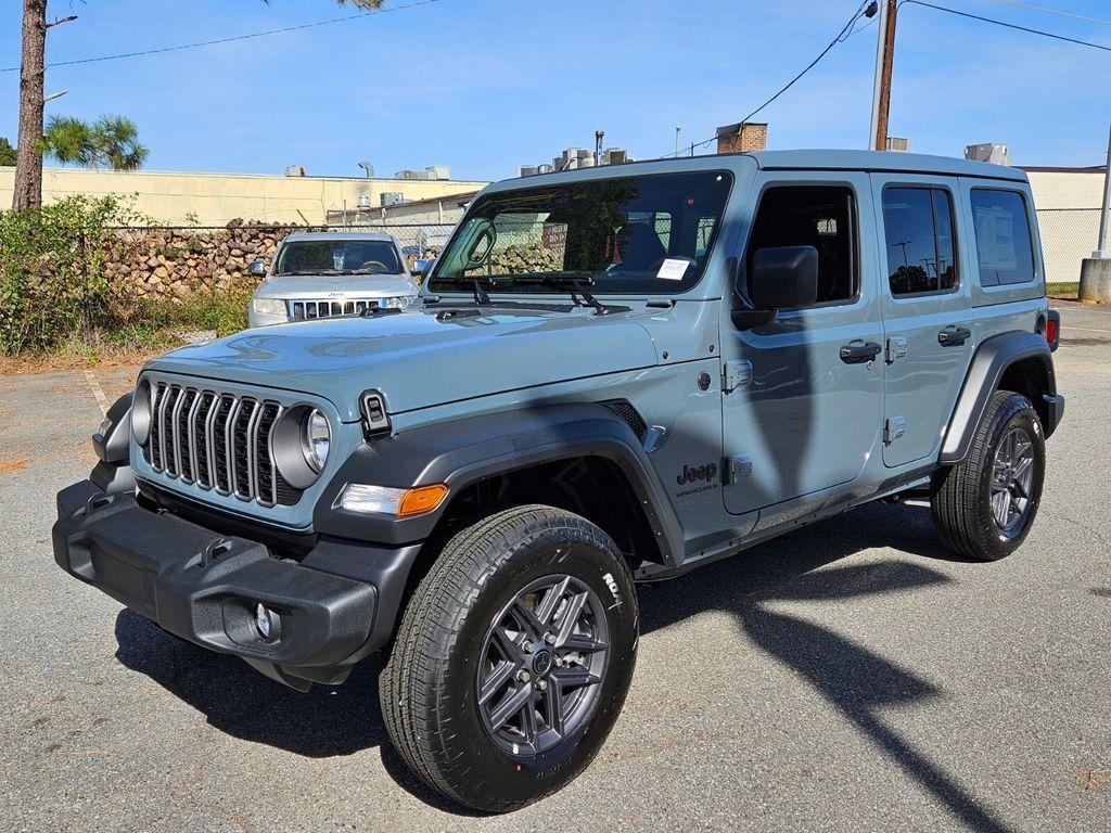 new 2026 Jeep Wrangler car, priced at $46,674