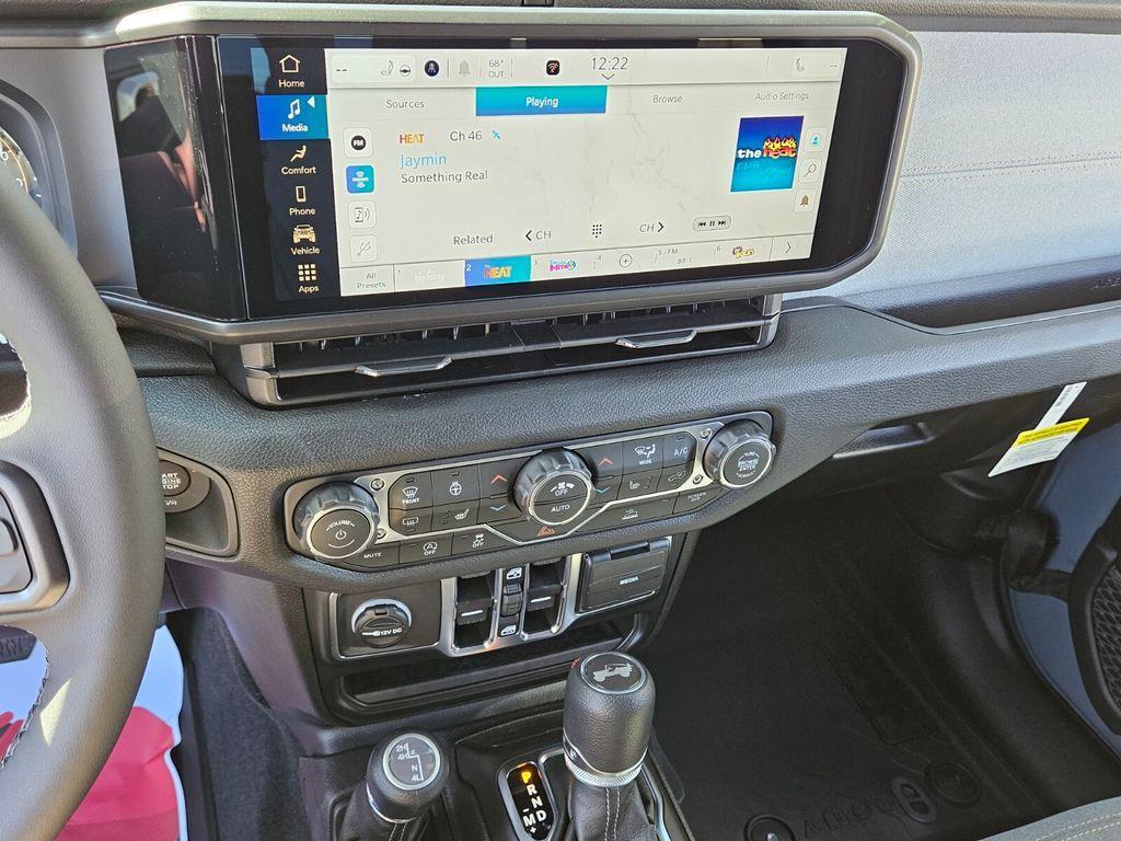 new 2026 Jeep Wrangler car, priced at $46,674