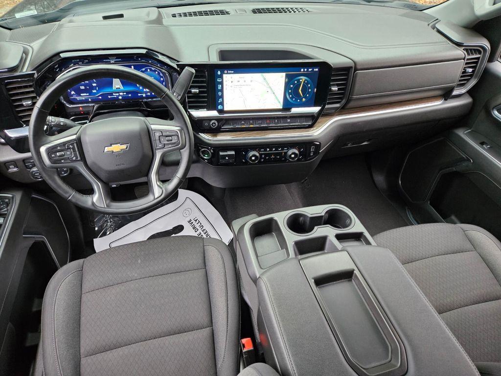 used 2025 Chevrolet Silverado 1500 car, priced at $39,520