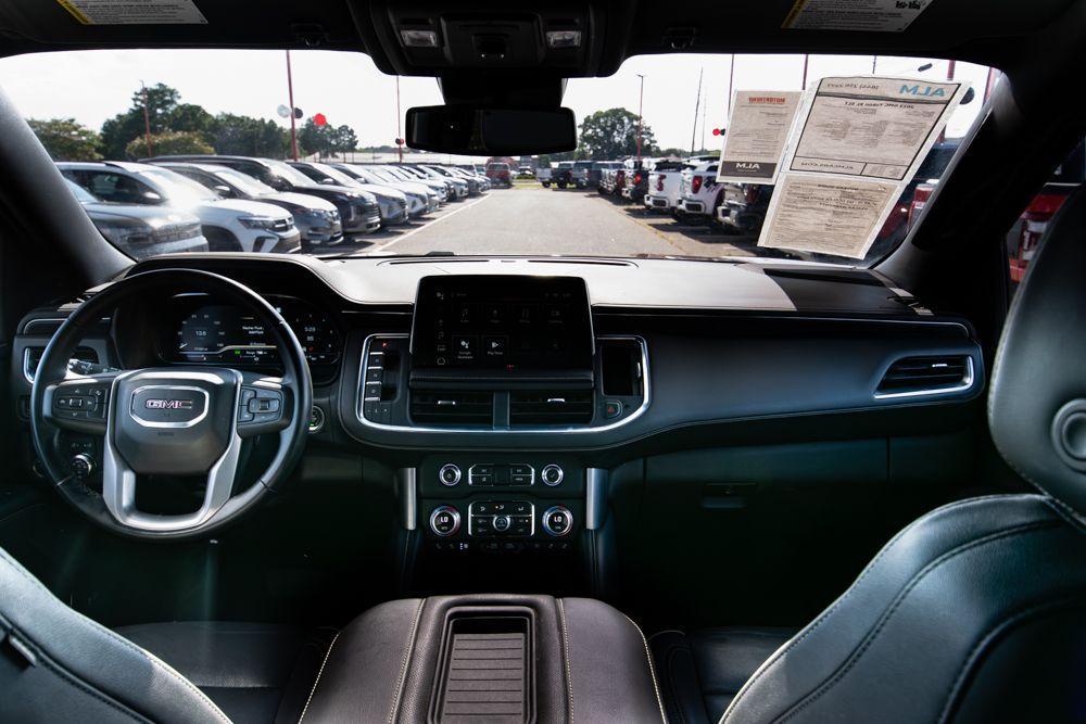 used 2023 GMC Yukon XL car, priced at $43,920