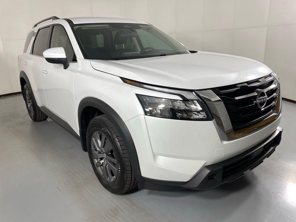new 2025 Nissan Pathfinder car, priced at $31,940