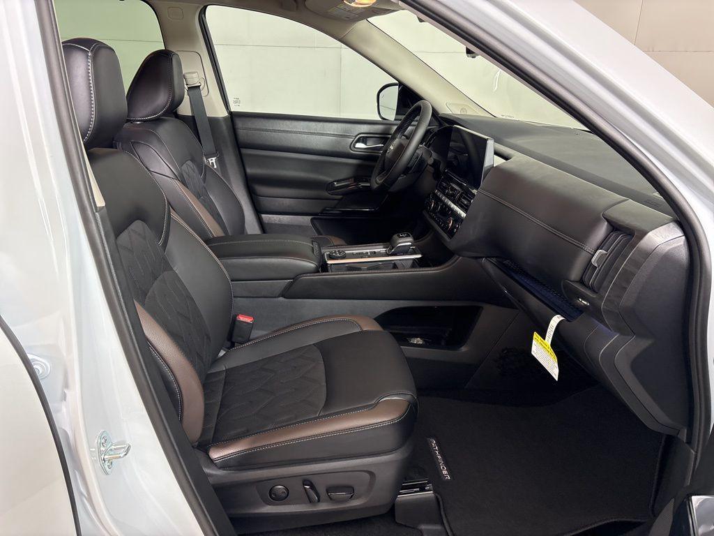 new 2026 Nissan Pathfinder car, priced at $48,397