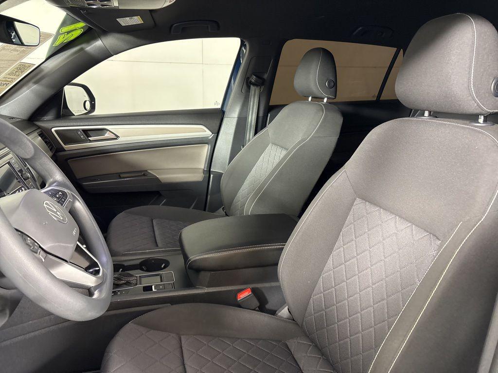 used 2021 Volkswagen Atlas Cross Sport car, priced at $12,750