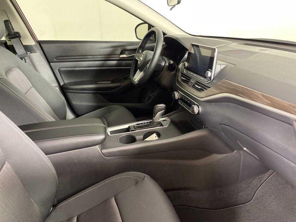 new 2025 Nissan Altima car, priced at $25,670