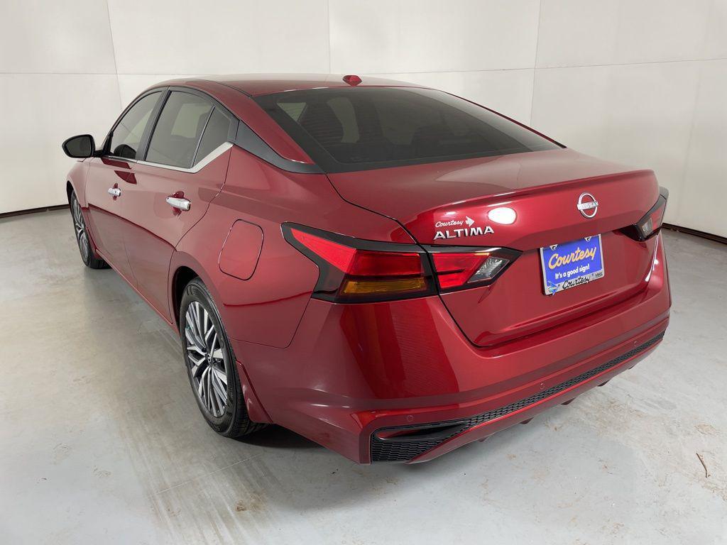 new 2025 Nissan Altima car, priced at $25,670