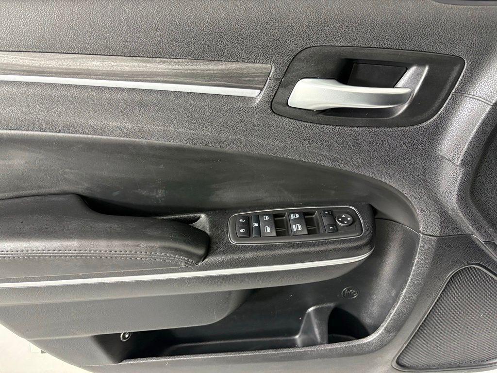 used 2019 Chrysler 300 car, priced at $10,599