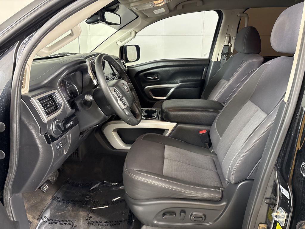 used 2021 Nissan Titan car, priced at $20,000