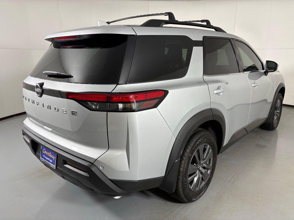 new 2025 Nissan Pathfinder car, priced at $32,890