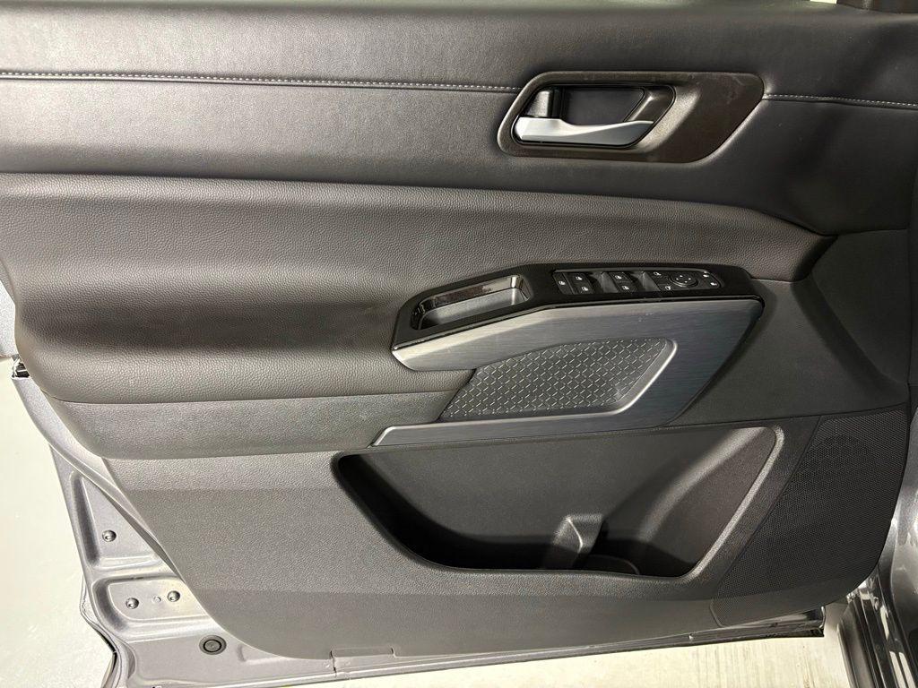 new 2026 Nissan Pathfinder car, priced at $46,650