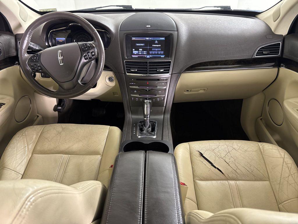 used 2013 Lincoln MKT car, priced at $8,000