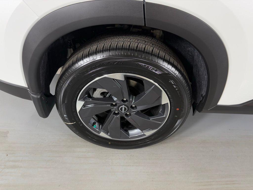 new 2026 Nissan Rogue car, priced at $27,153